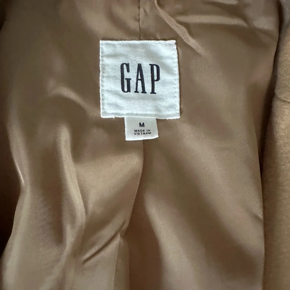 GAP Women's Classic Tan wool Coat - Picture 2 of 7